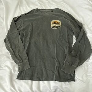 telluride long sleeve top  size medium   details: -great condition  -mens long s